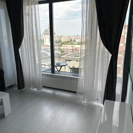 Giulia's Bucharest